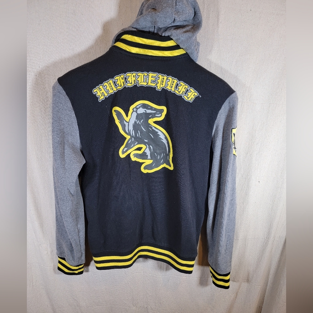 Harry Potter Hufflepuff Varsity Letterman Jacket Hoodie Men's Medium Black Gray